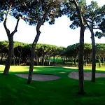 호텔 La Costa Golf & 4*