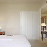 호텔 La Costa Golf & 4*