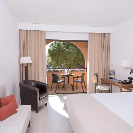 La Costa Golf & 4*