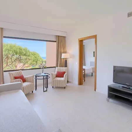 Hotel La Costa Golf & 4*