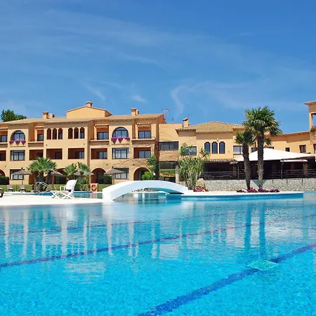 La Costa Golf & Hotel 4*