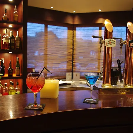 Hotel La Costa Golf &