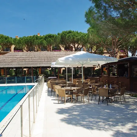 Hotel La Costa Golf & 4*