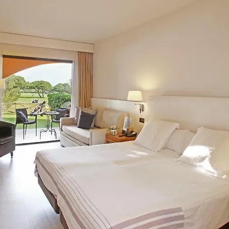La Costa Golf & Hotel 4*