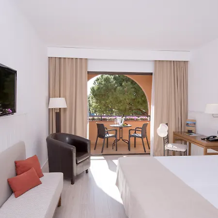 La Costa Golf & Hotel
